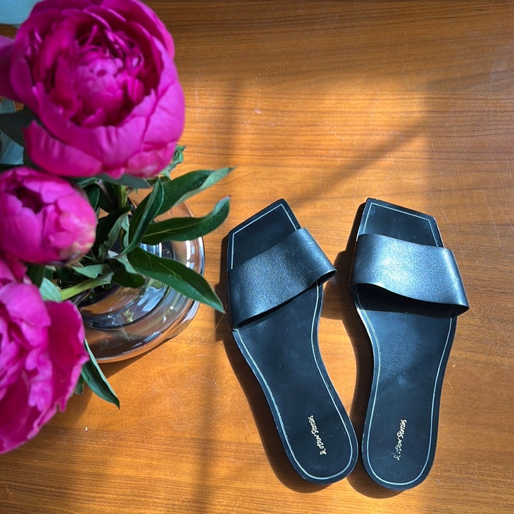 & Other Stories Square Toe Sandal